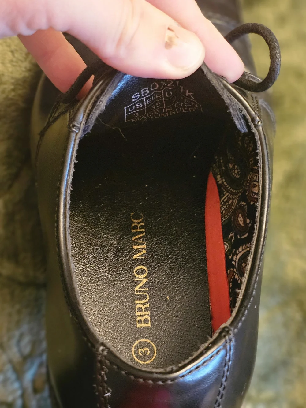 Boy's Black Lace Up Bruno Marc Size 3 Dress Shoes